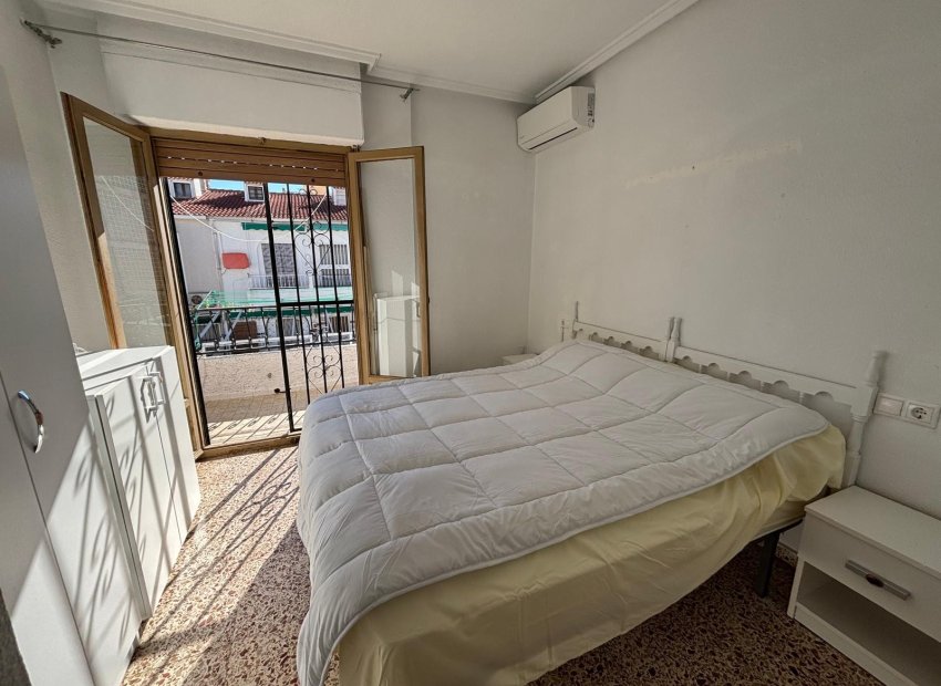 Odsprzedaż - Bungalow - Santa Pola - Playa Lisa