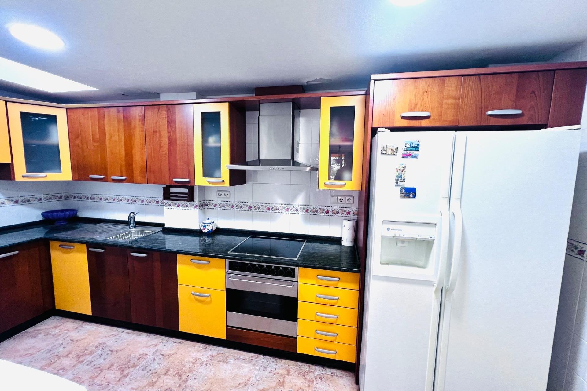 Odsprzedaż - Bungalow - Santa Pola - Varadero