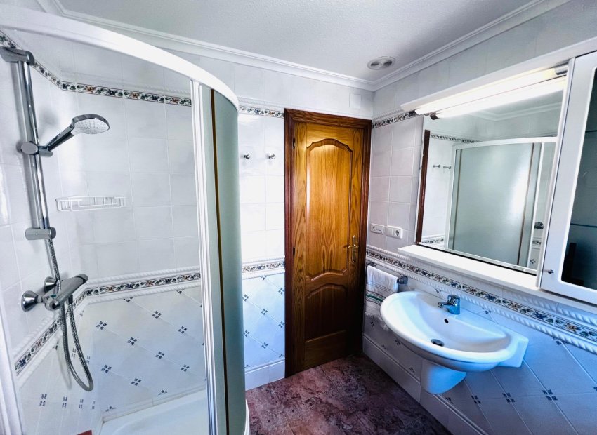 Odsprzedaż - Bungalow - Santa Pola - Varadero