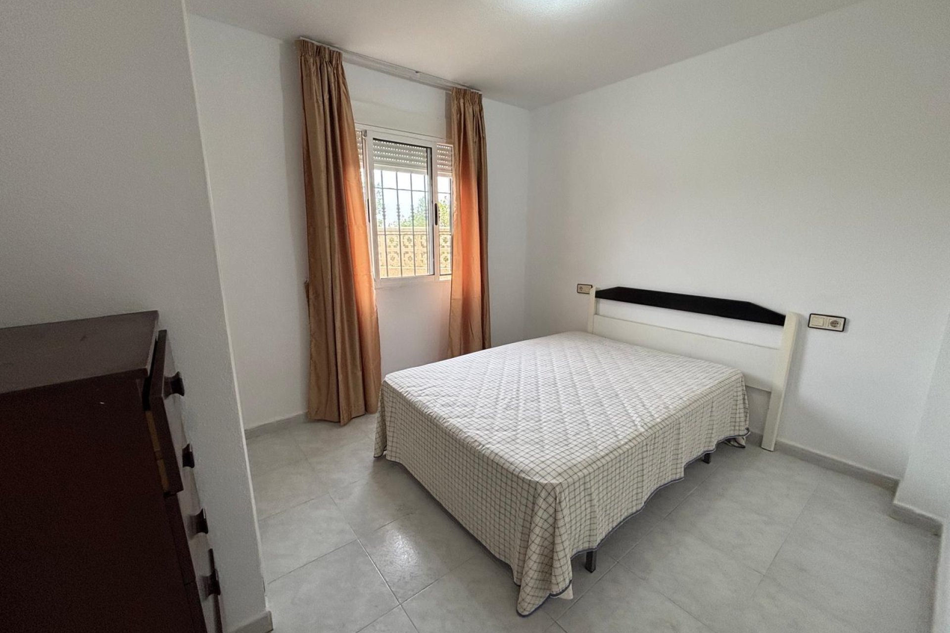 Odsprzedaż - Bungalow - Torrevieja - La Siesta - El Salado - Torreta