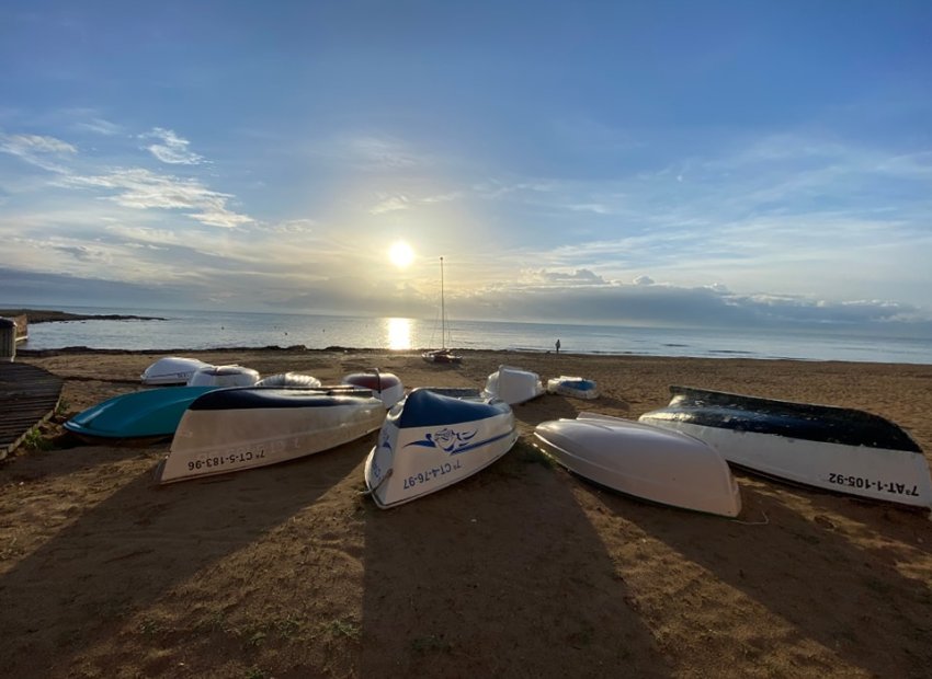 Odsprzedaż - Daszek - La Mata - Pueblo/ PLAYA