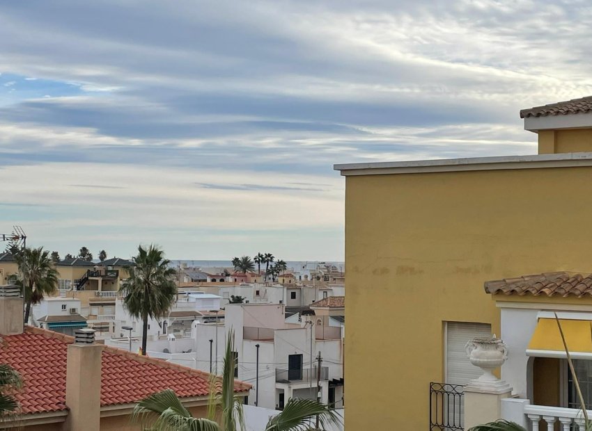 Odsprzedaż - Daszek - Torrevieja - PLAYA DE LOS LOCOS