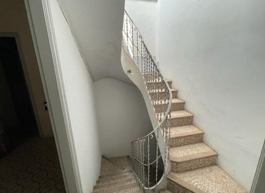 Odsprzedaż - Edificio - Elche - Centro