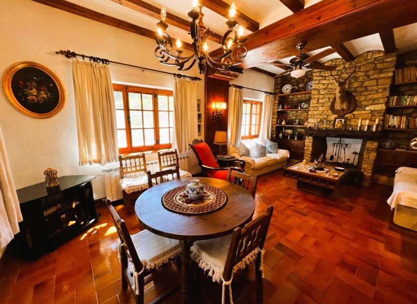 Odsprzedaż - Finca rústica - Monovar - Monover - Beties