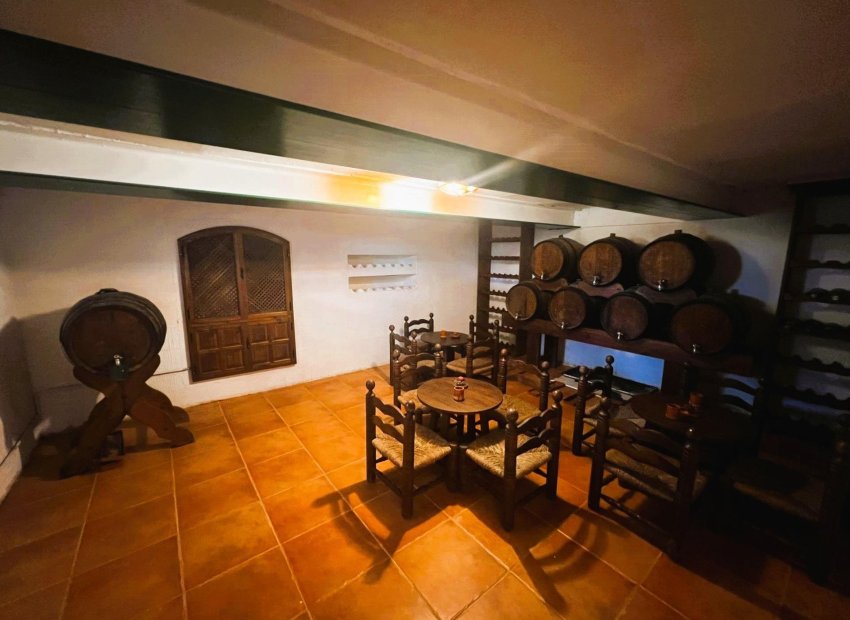 Odsprzedaż - Finca rústica - Monovar - Monover - Beties