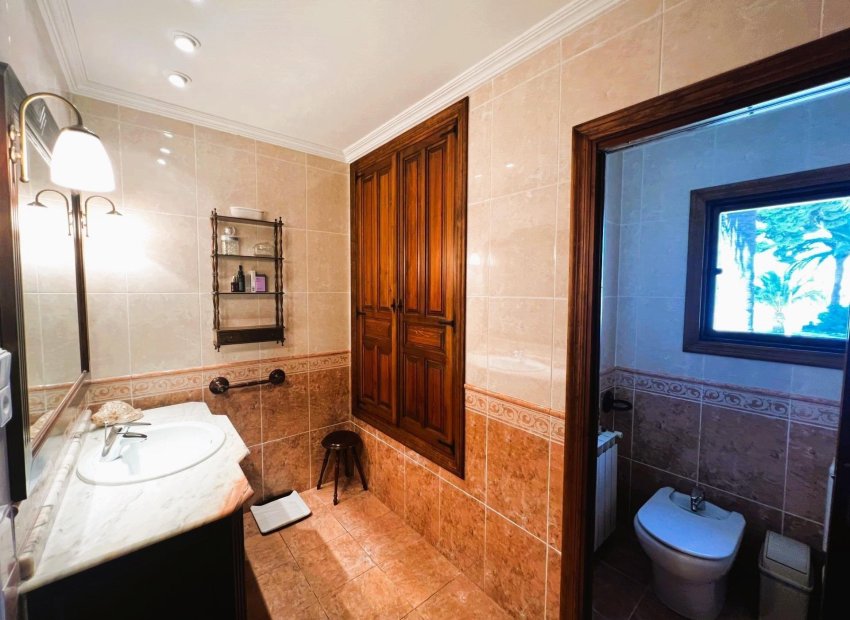 Odsprzedaż - Finca rústica - Monovar - Monover - Beties