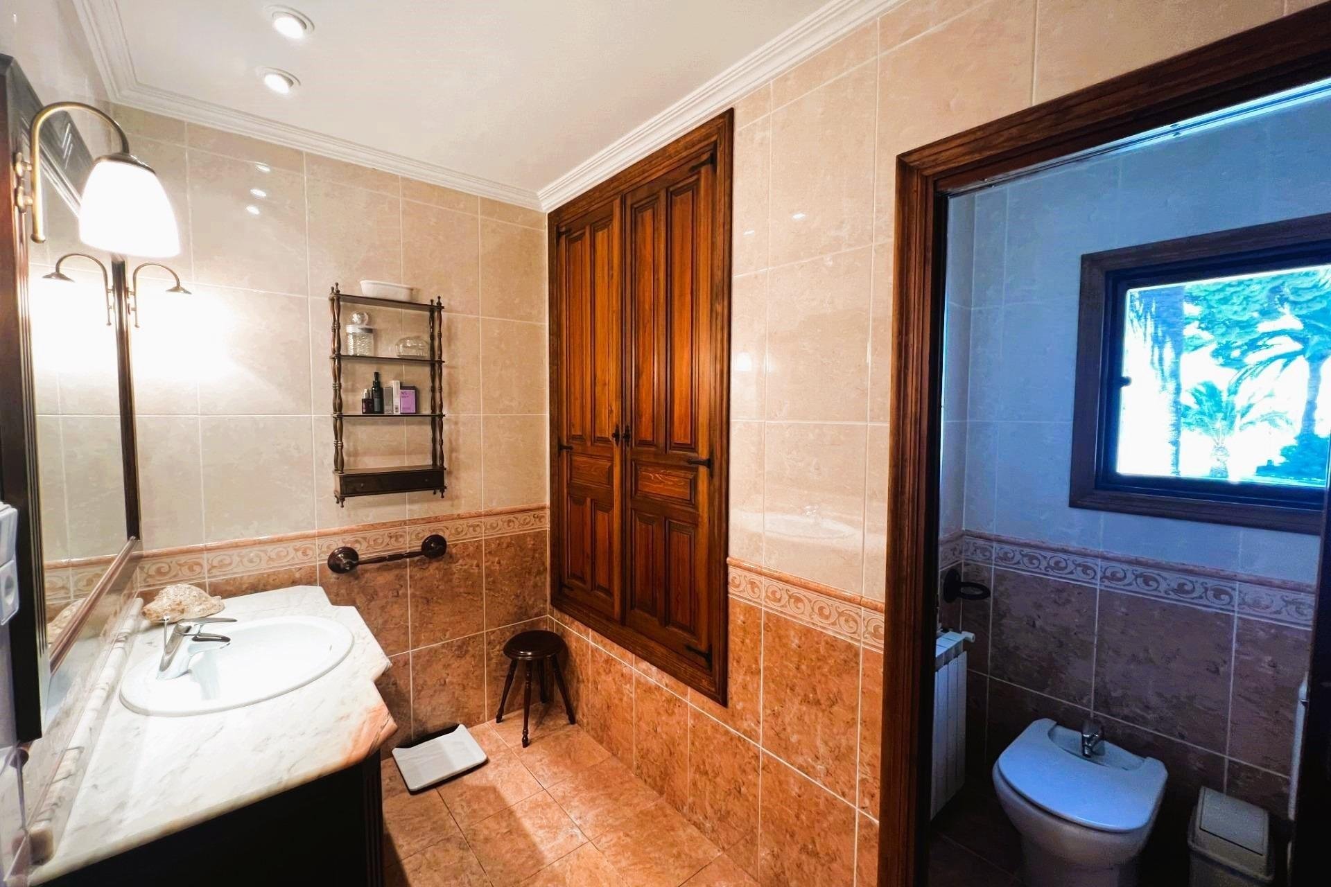 Odsprzedaż - Finca rústica - Monovar - Monover - Beties