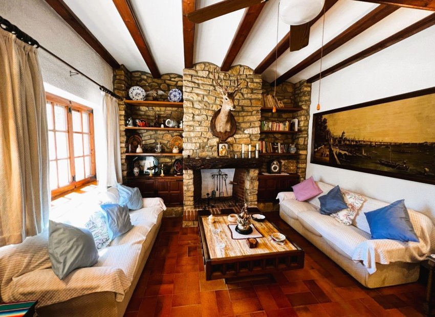 Odsprzedaż - Finca rústica - Monovar - Monover - Beties