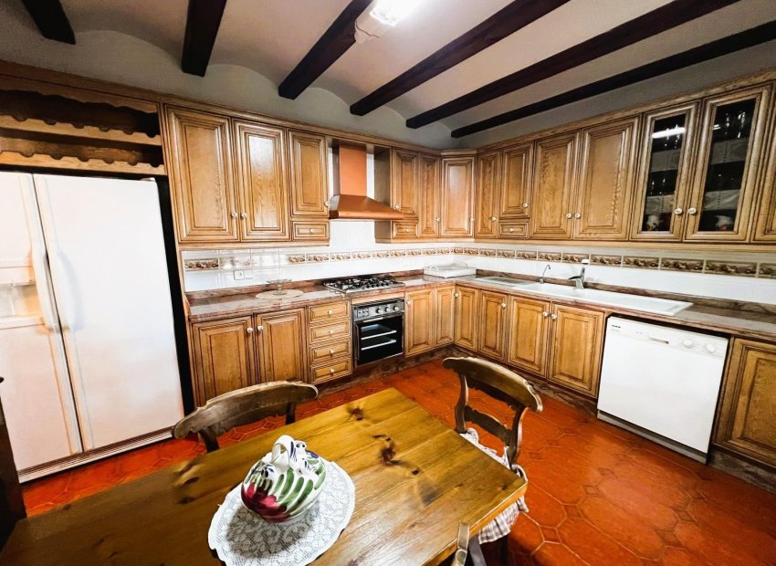 Odsprzedaż - Finca rústica - Monovar - Monover - Beties