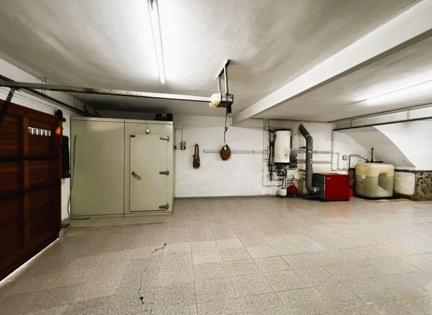 Odsprzedaż - Finca rústica - Monovar - Monover - Beties