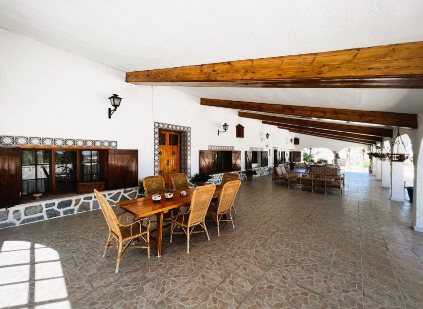 Odsprzedaż - Finca rústica - Monovar - Monover - Beties