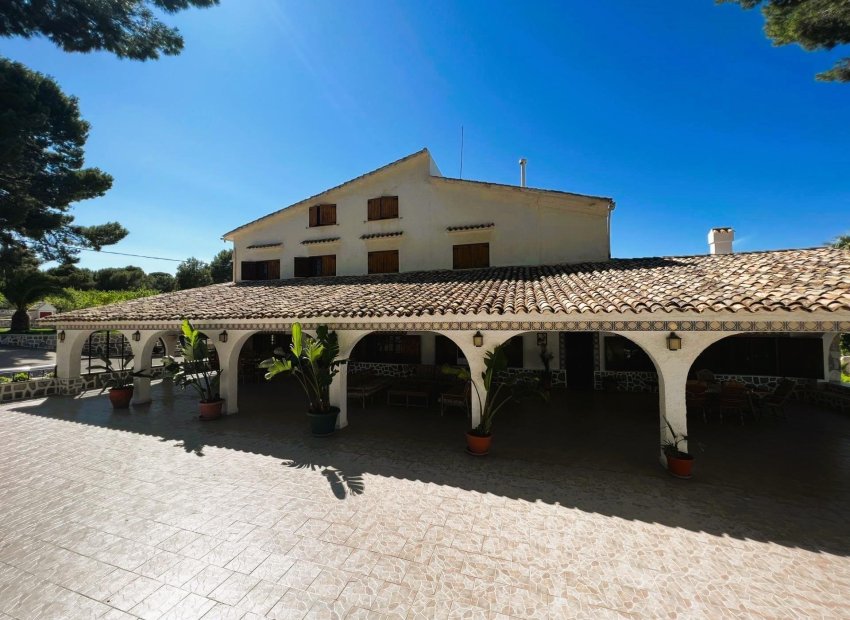 Odsprzedaż - Finca rústica - Monovar - Monover - Beties