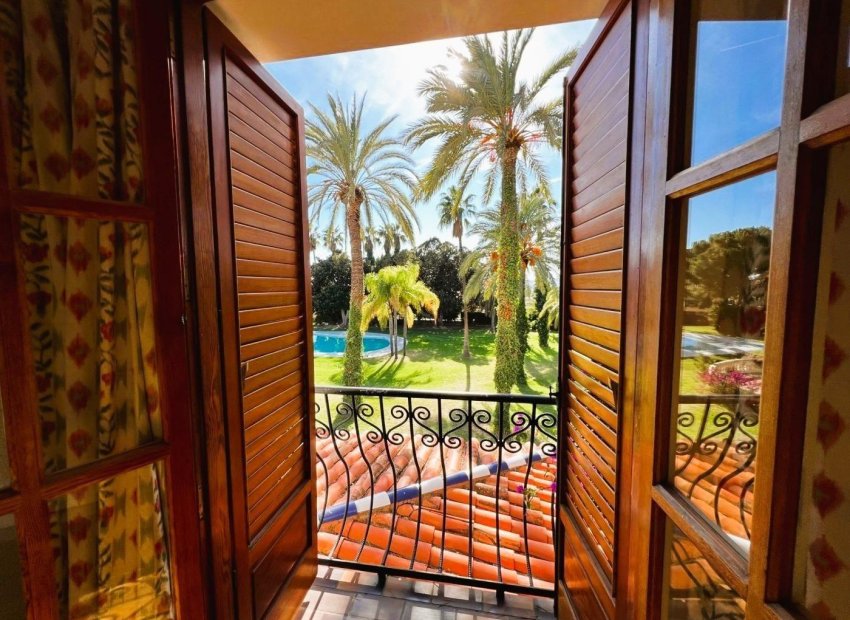 Odsprzedaż - Finca rústica - Novelda - SERRETA