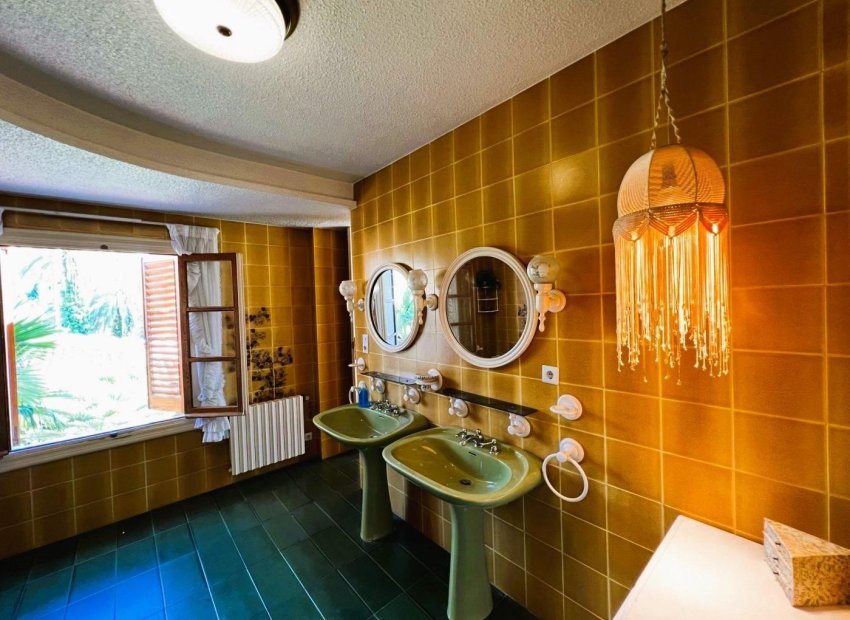 Odsprzedaż - Finca rústica - Novelda - SERRETA