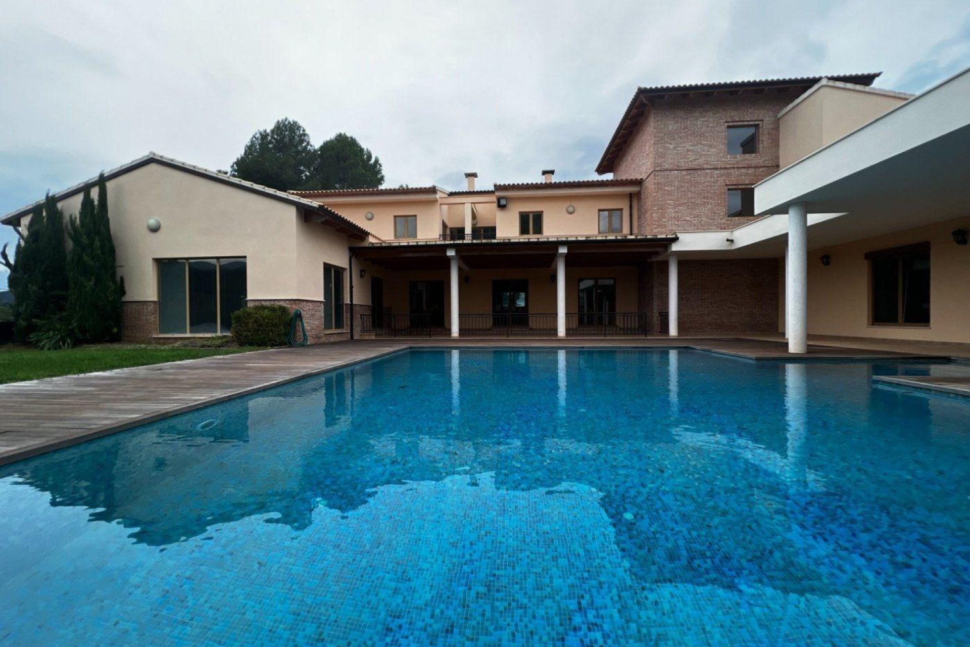 Odsprzedaż - Finca rústica - Penaguila