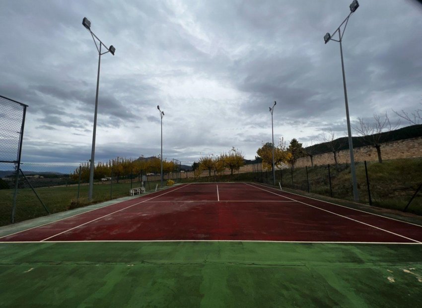 Odsprzedaż - Finca rústica - Penaguila