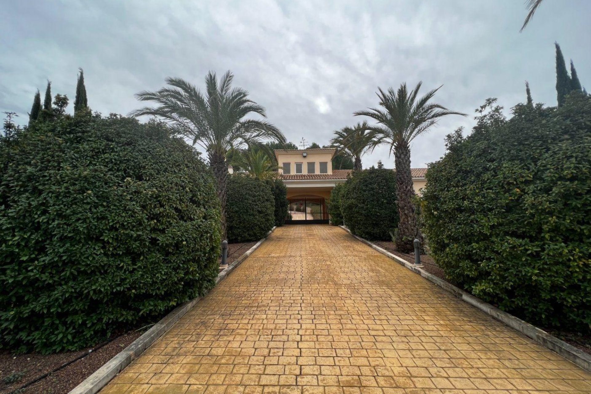 Odsprzedaż - Finca rústica - Penaguila