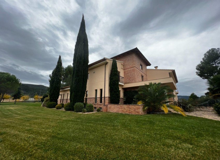 Odsprzedaż - Finca rústica - Penaguila