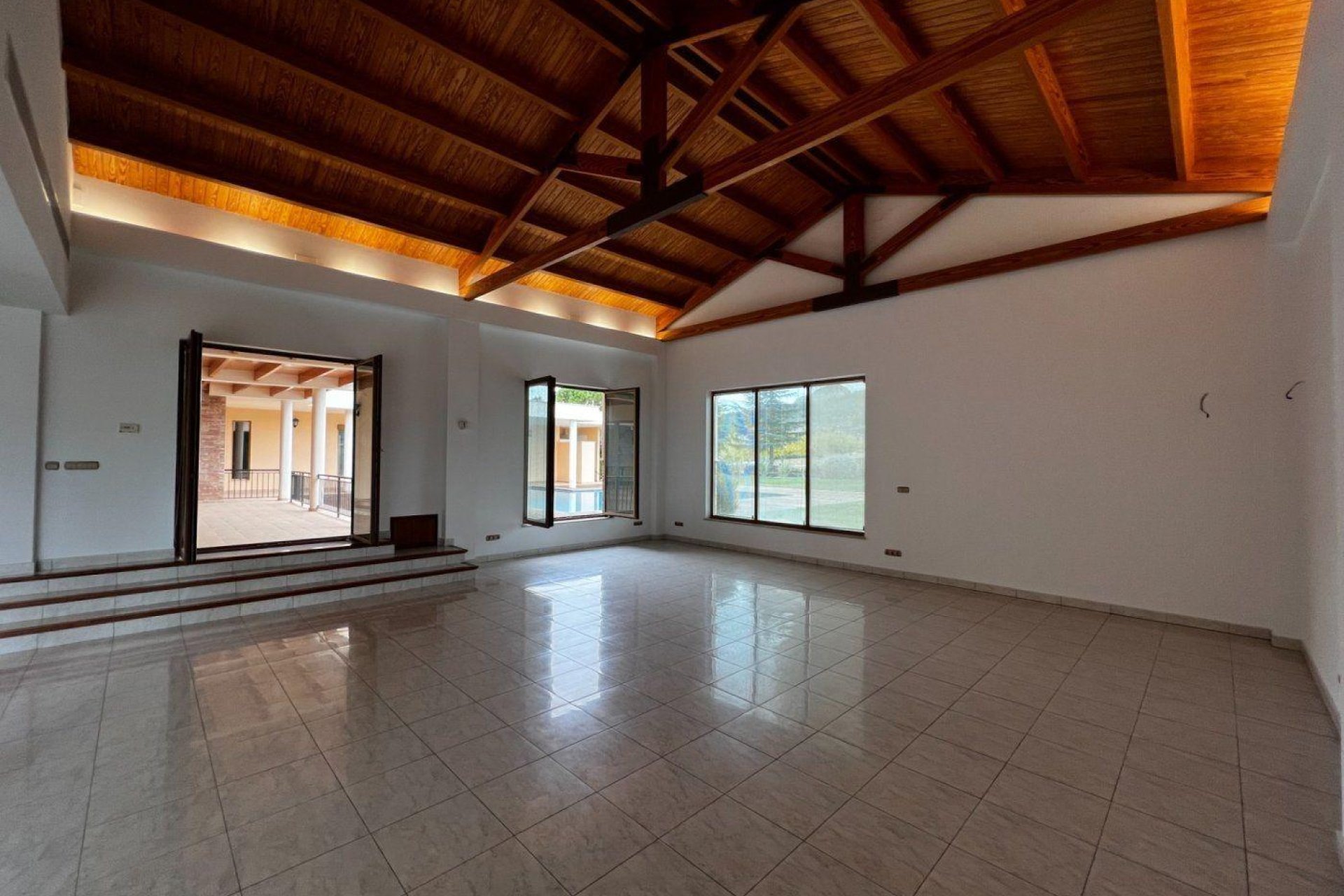 Odsprzedaż - Finca rústica - Penaguila