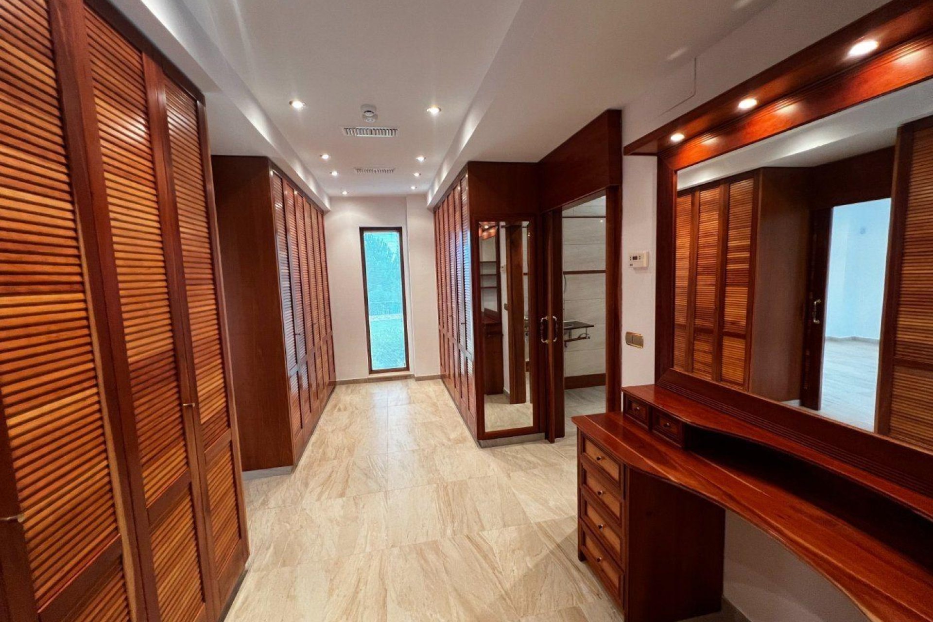 Odsprzedaż - Finca rústica - Penaguila