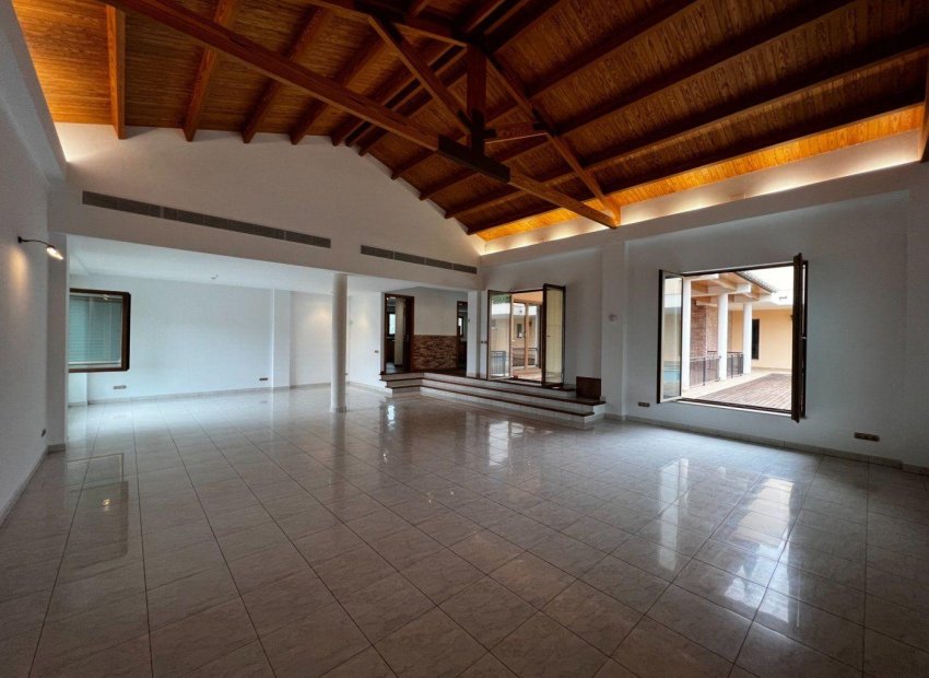 Odsprzedaż - Finca rústica - Penaguila