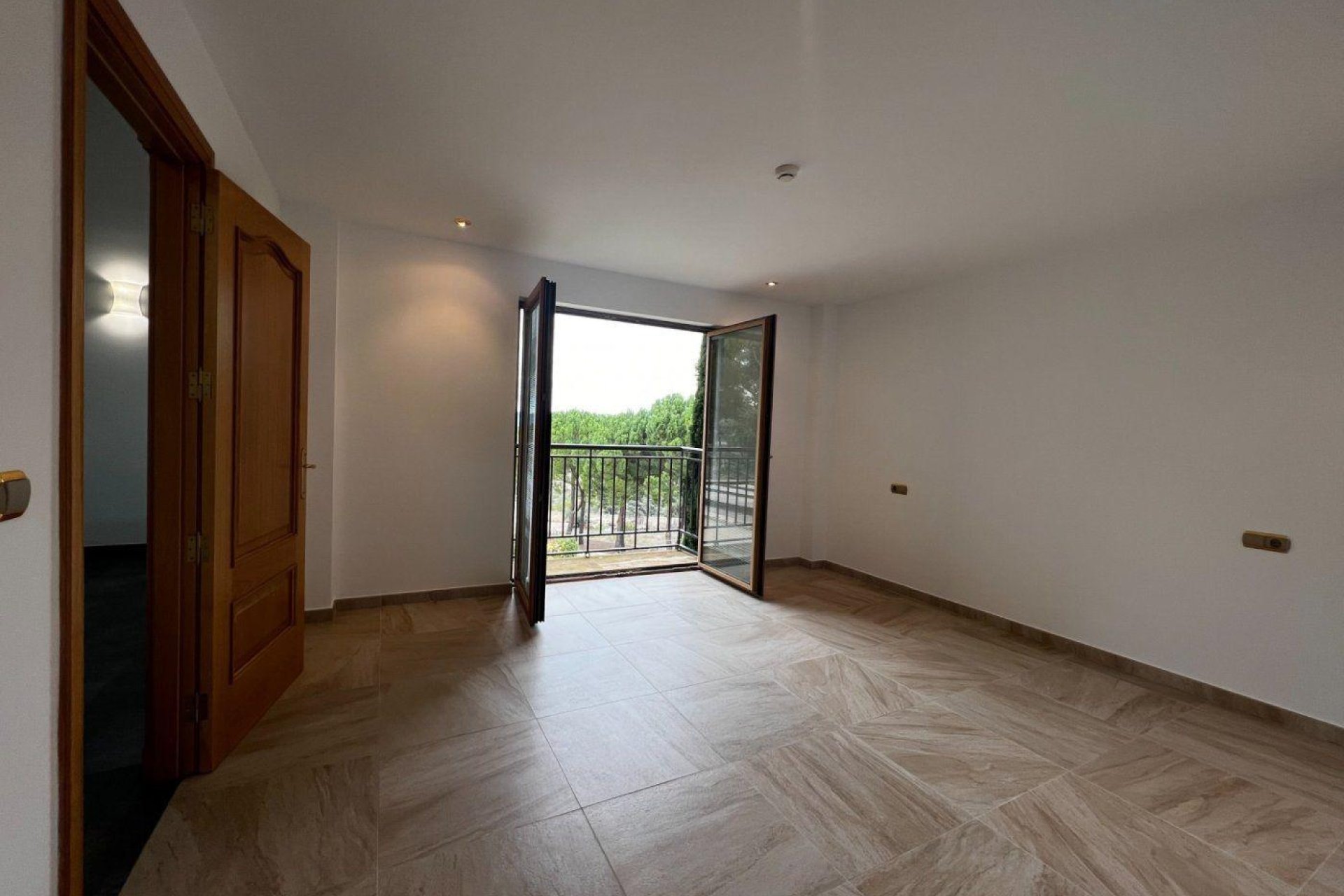 Odsprzedaż - Finca rústica - Penaguila