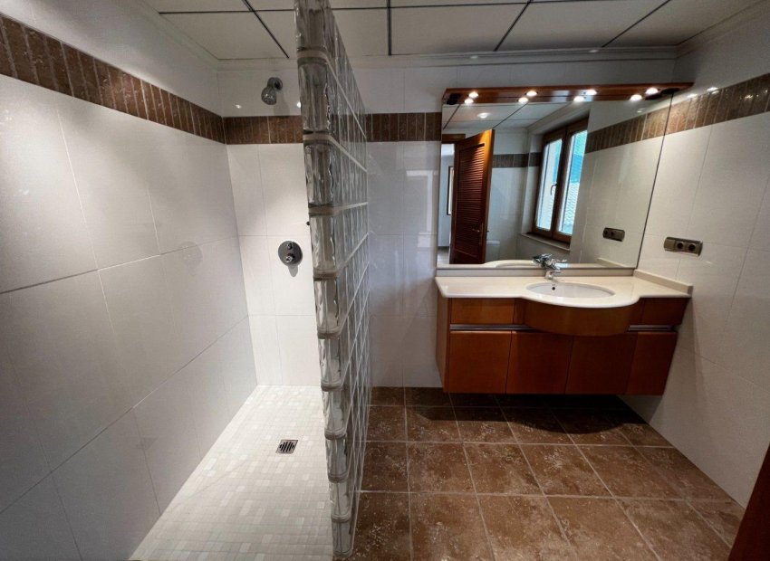 Odsprzedaż - Finca rústica - Penaguila