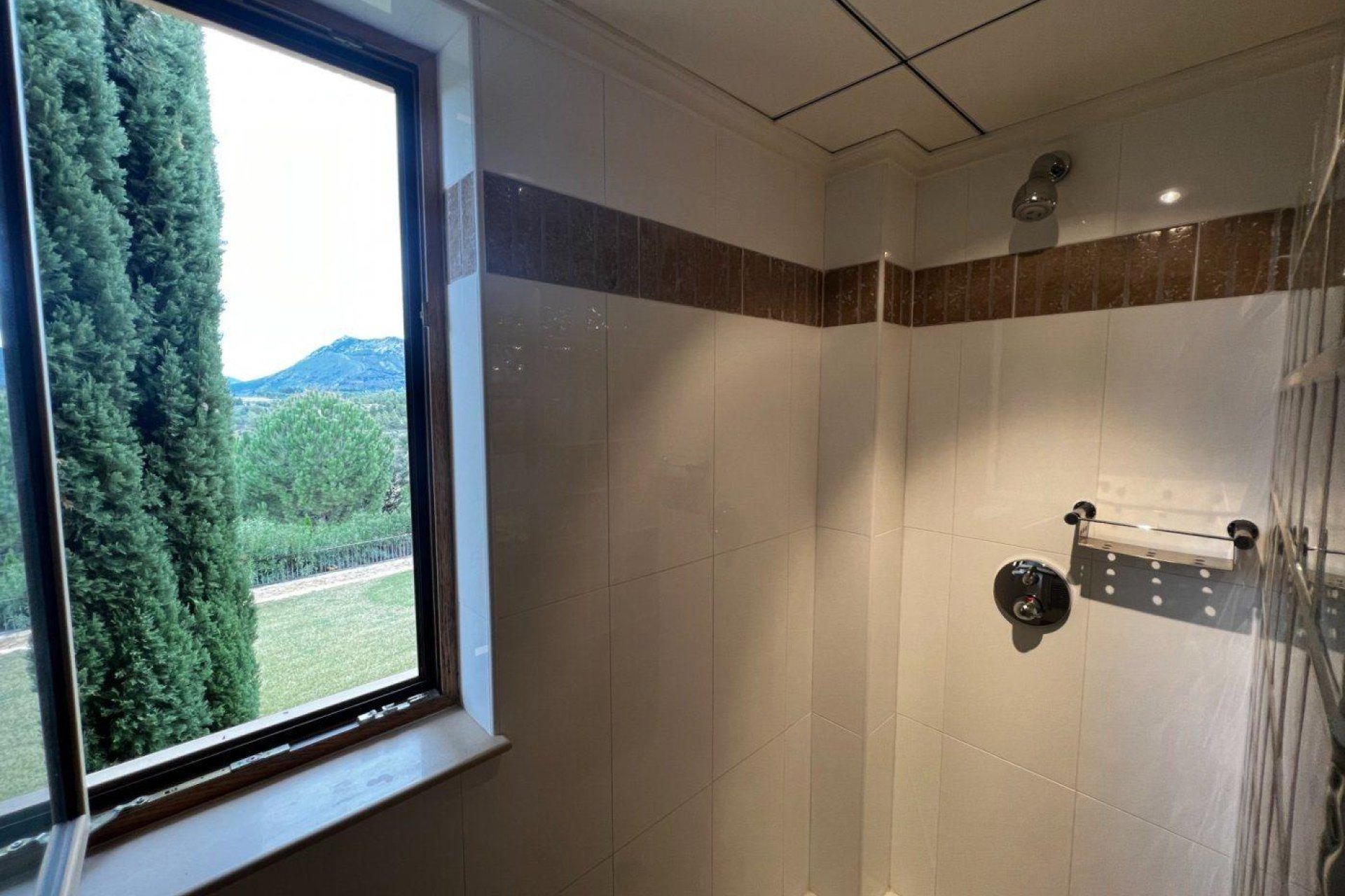 Odsprzedaż - Finca rústica - Penaguila