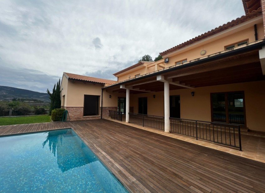 Odsprzedaż - Finca rústica - Penaguila