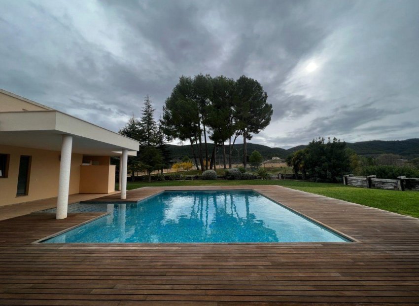 Odsprzedaż - Finca rústica - Penaguila