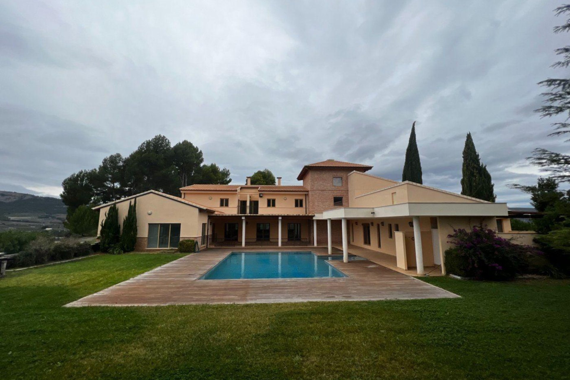 Odsprzedaż - Finca rústica - Penaguila