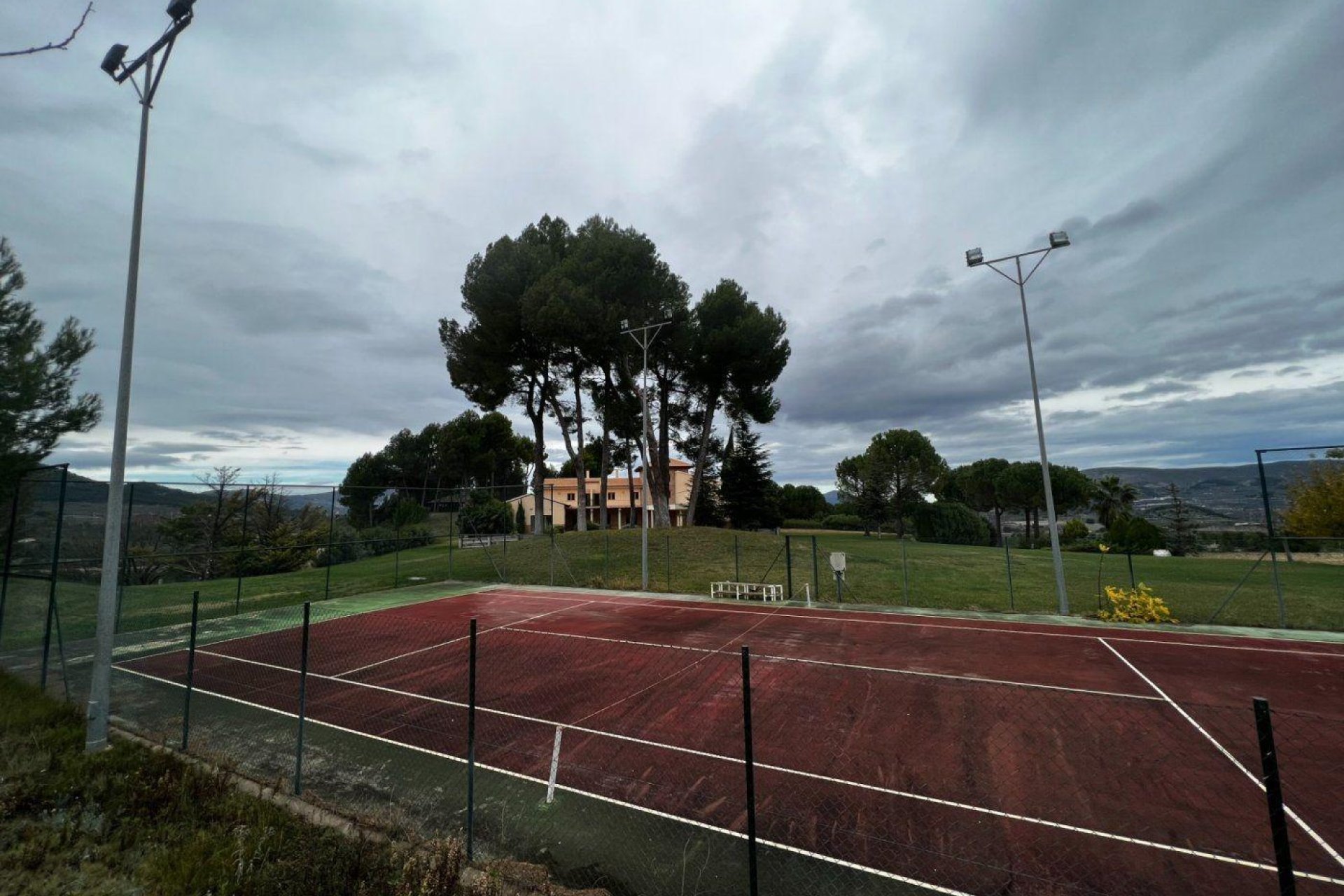 Odsprzedaż - Finca rústica - Penaguila