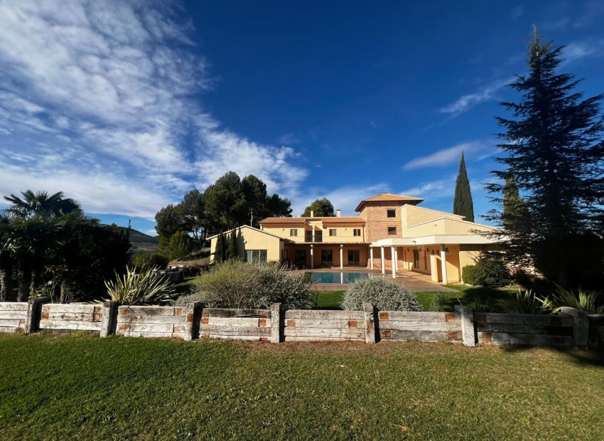 Odsprzedaż - Finca rústica - Penaguila