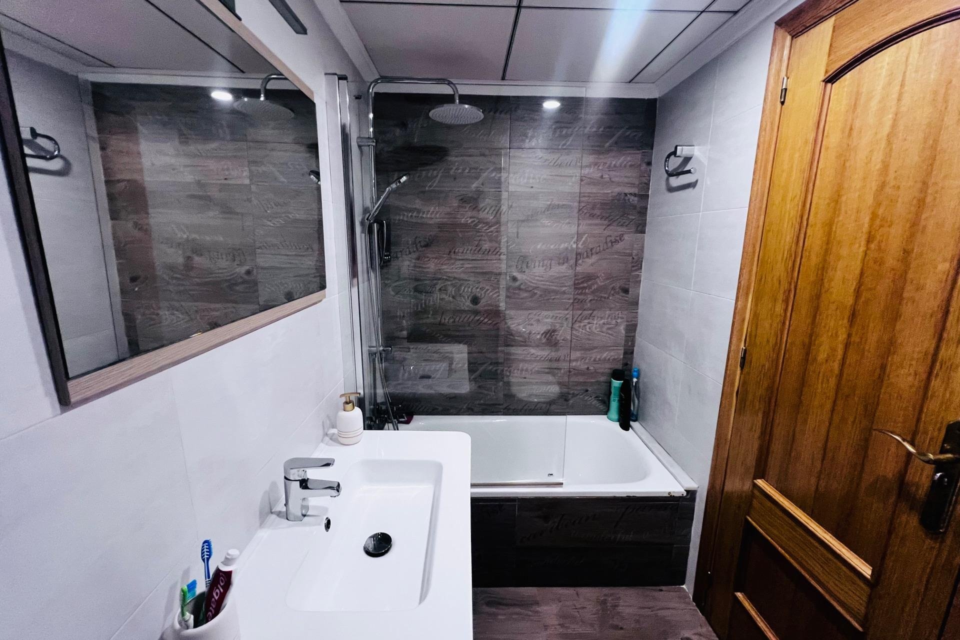 Odsprzedaż - Kamienica - Elche - Campo de Fútbol