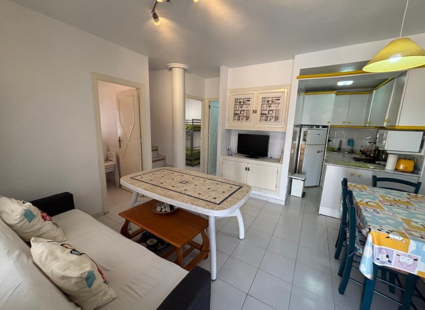 Odsprzedaż - Kamienica - Torrevieja - Los altos