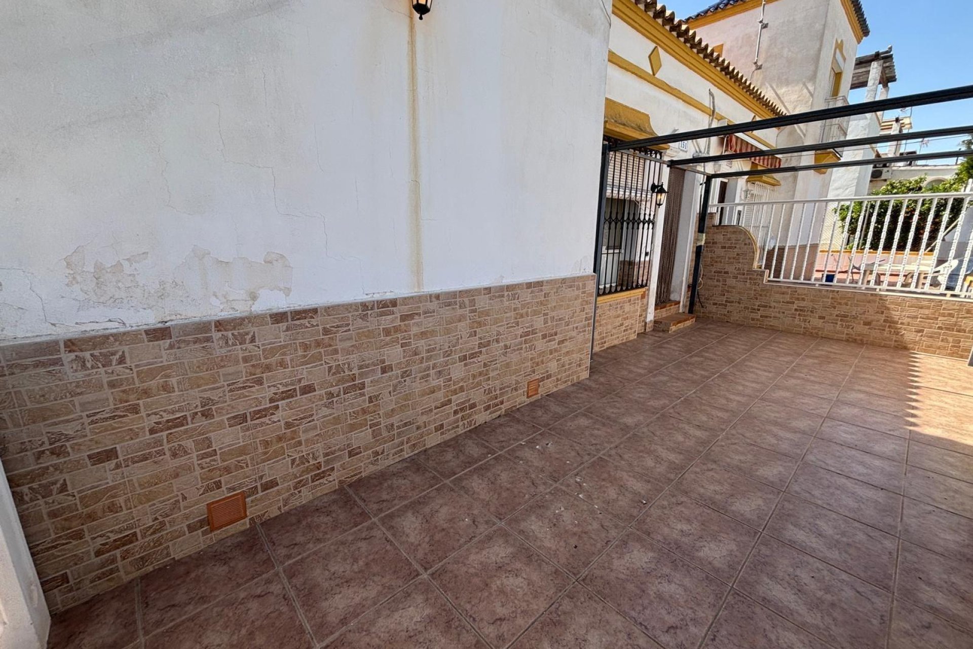 Odsprzedaż - Kamienica - Torrevieja - Los altos