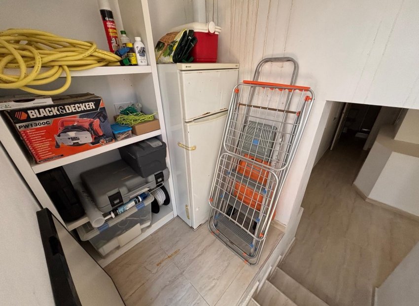 Odsprzedaż - Kamienica - Torrevieja - Los altos