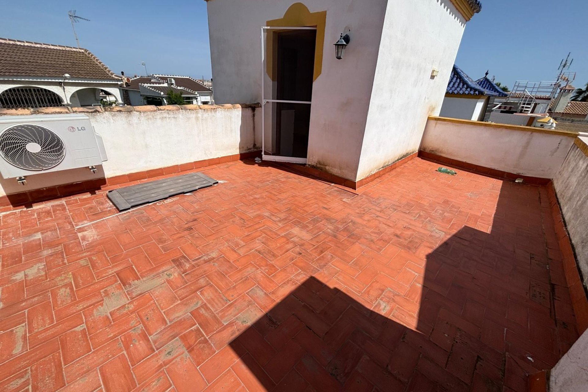 Odsprzedaż - Kamienica - Torrevieja - Los altos