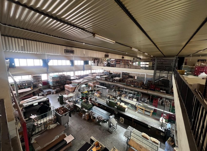 Odsprzedaż - Nave industrial - Matola - Algoda-Matola-Llano de San José