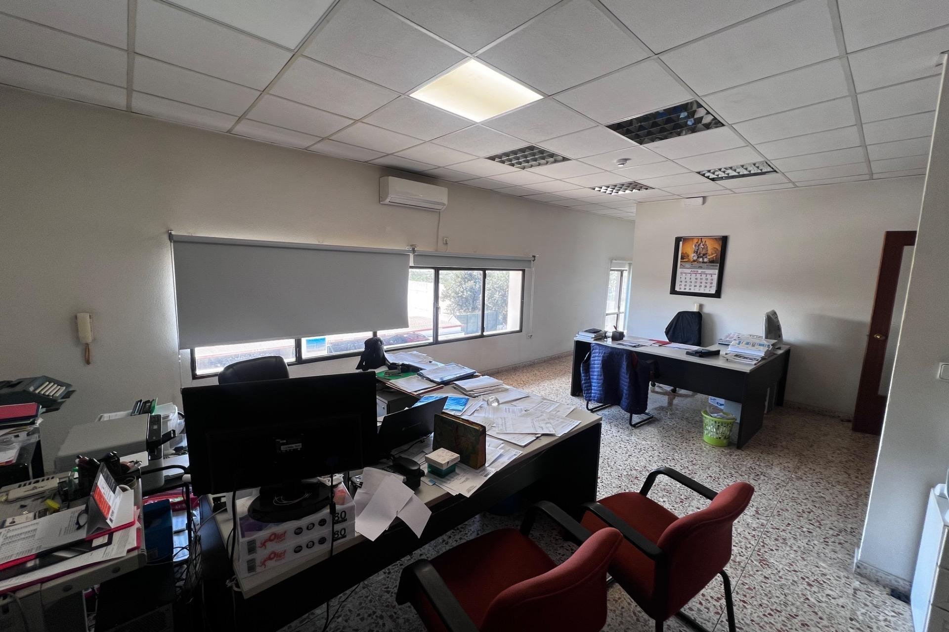 Odsprzedaż - Nave industrial - Matola - Algoda-Matola-Llano de San José