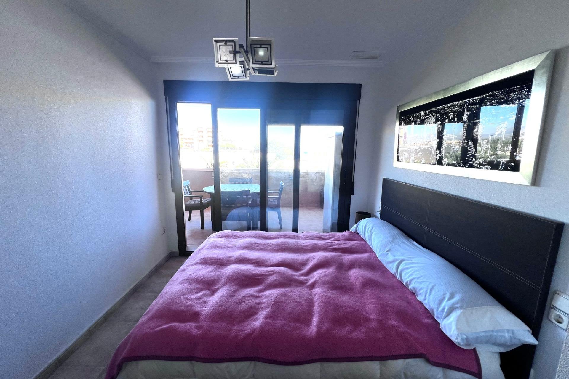 Odsprzedaż - Piso - Arenales del Sol