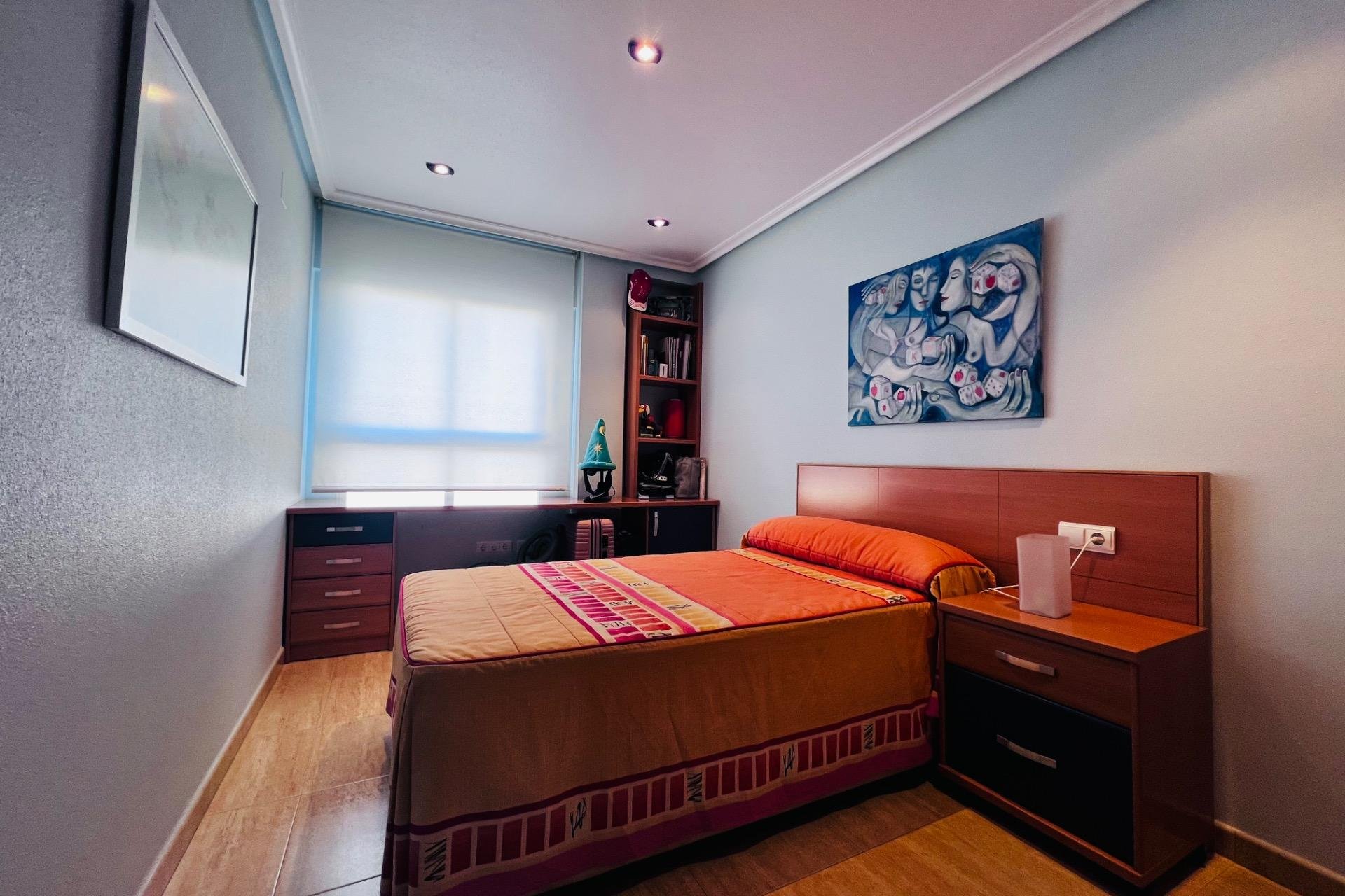 Odsprzedaż - Piso - Elche - Campo de Fútbol