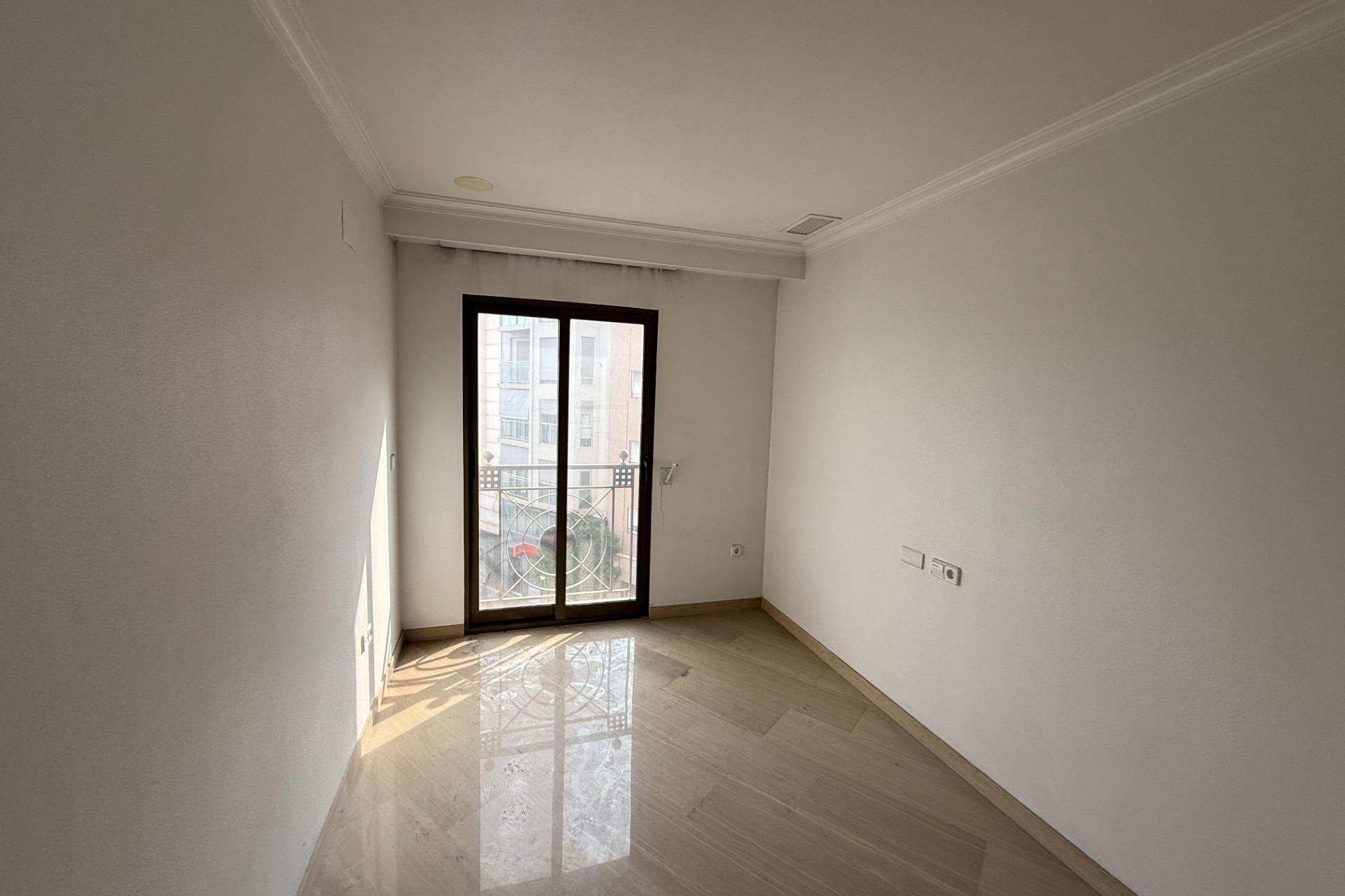 Odsprzedaż - Piso - Elche - Centro