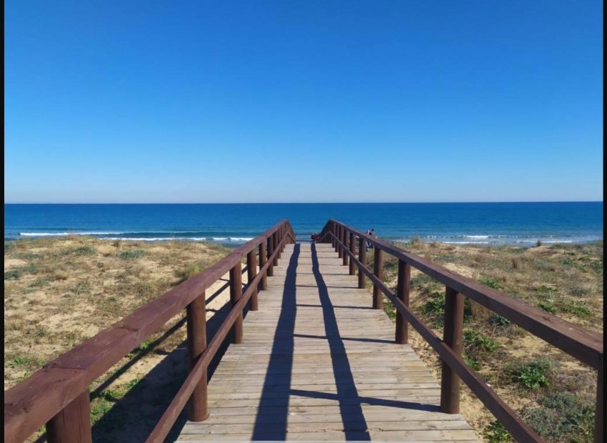 Odsprzedaż - Piso - Torrevieja - Playa de la mata