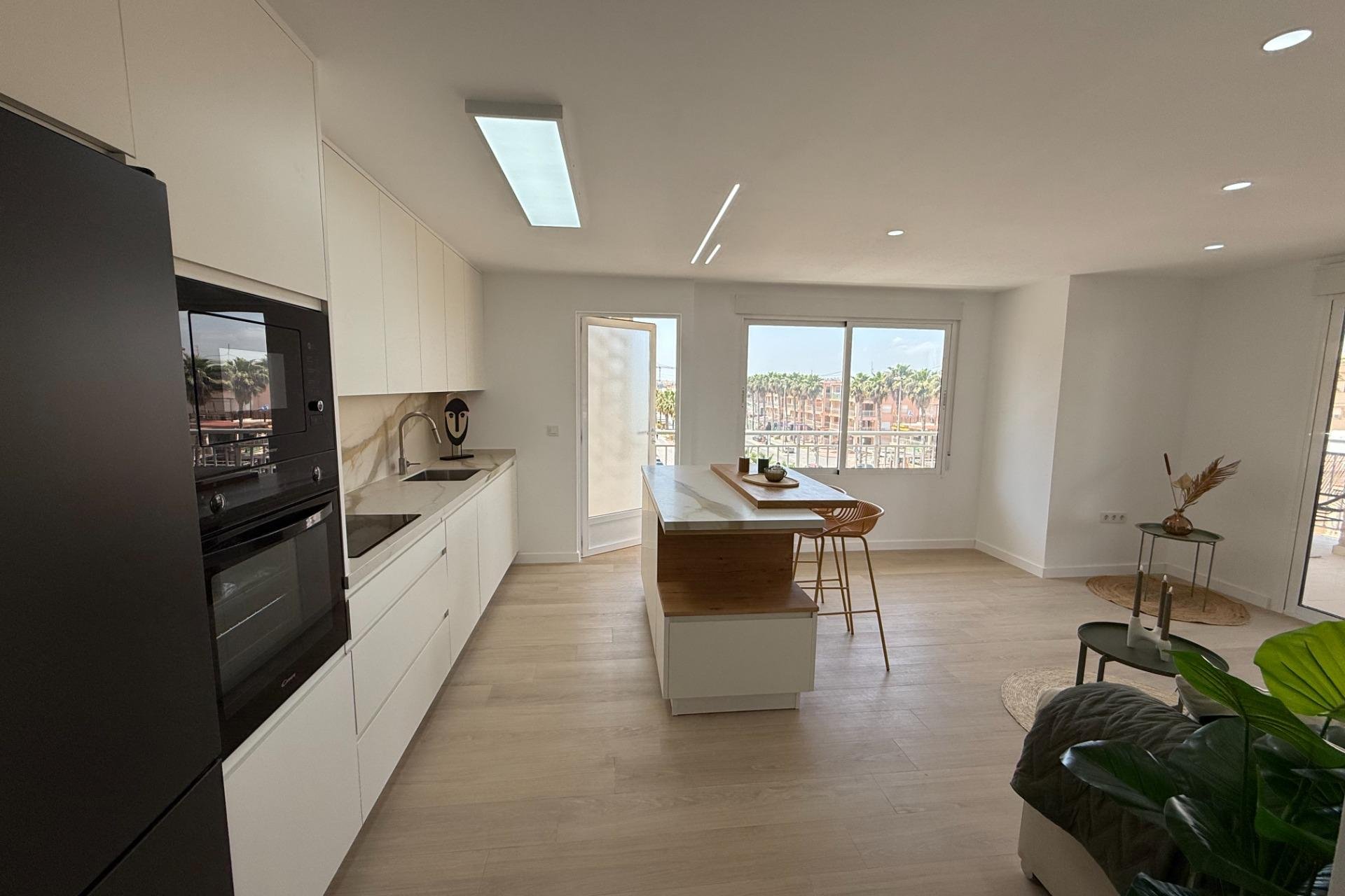 Odsprzedaż - Piso - Torrevieja - Playa de los Naufragos