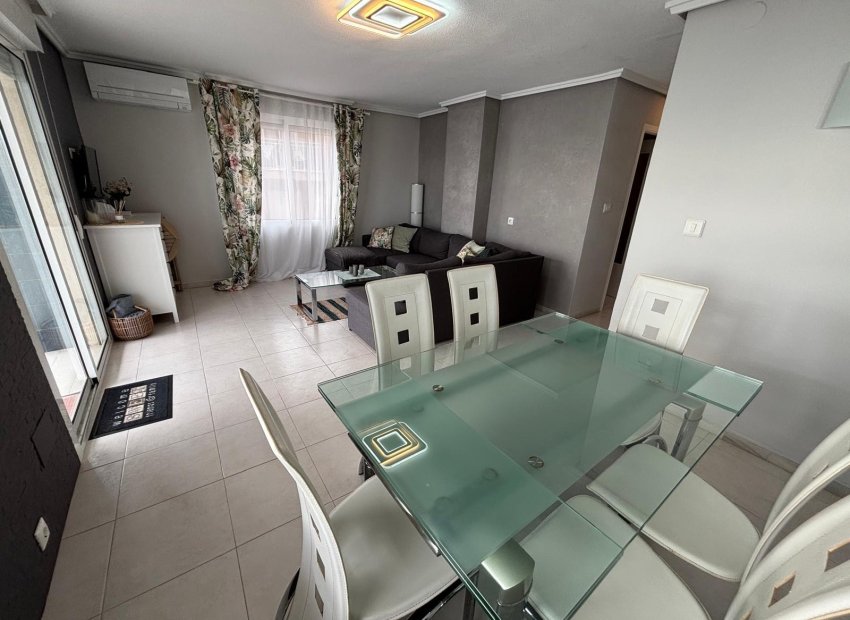 Odsprzedaż - Piso - Torrevieja - Playa de los Naufragos