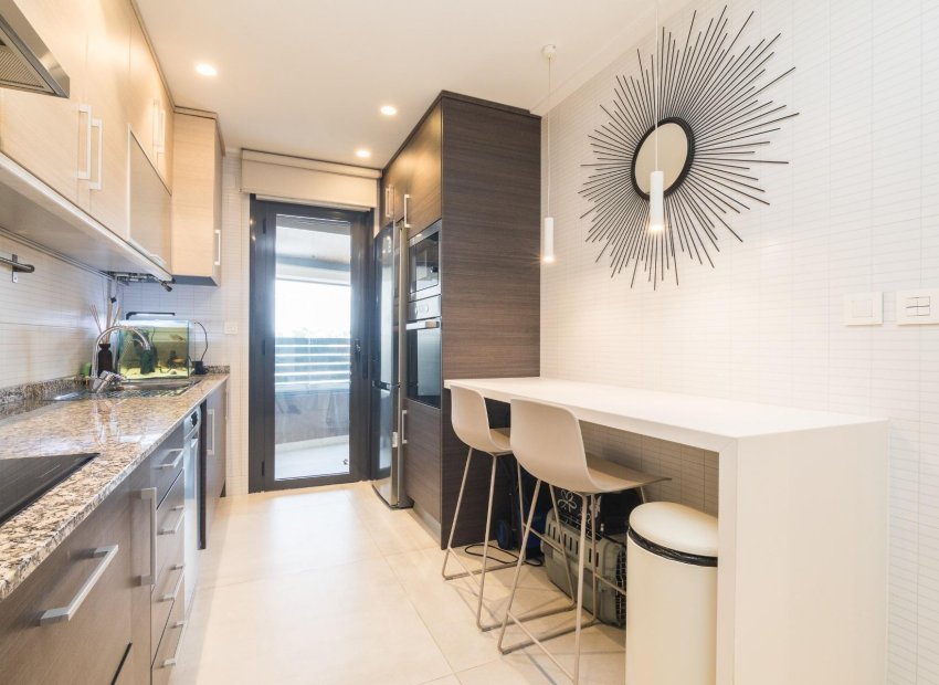 Odsprzedaż - Planta baja - Elche - Travalón