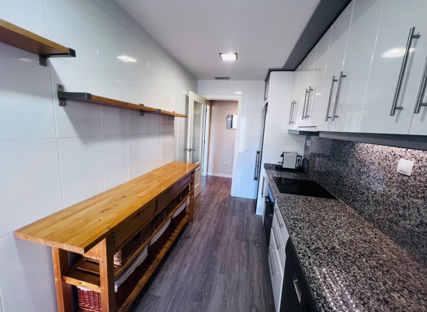 Odsprzedaż - Planta baja - Elche - Zona Universidad