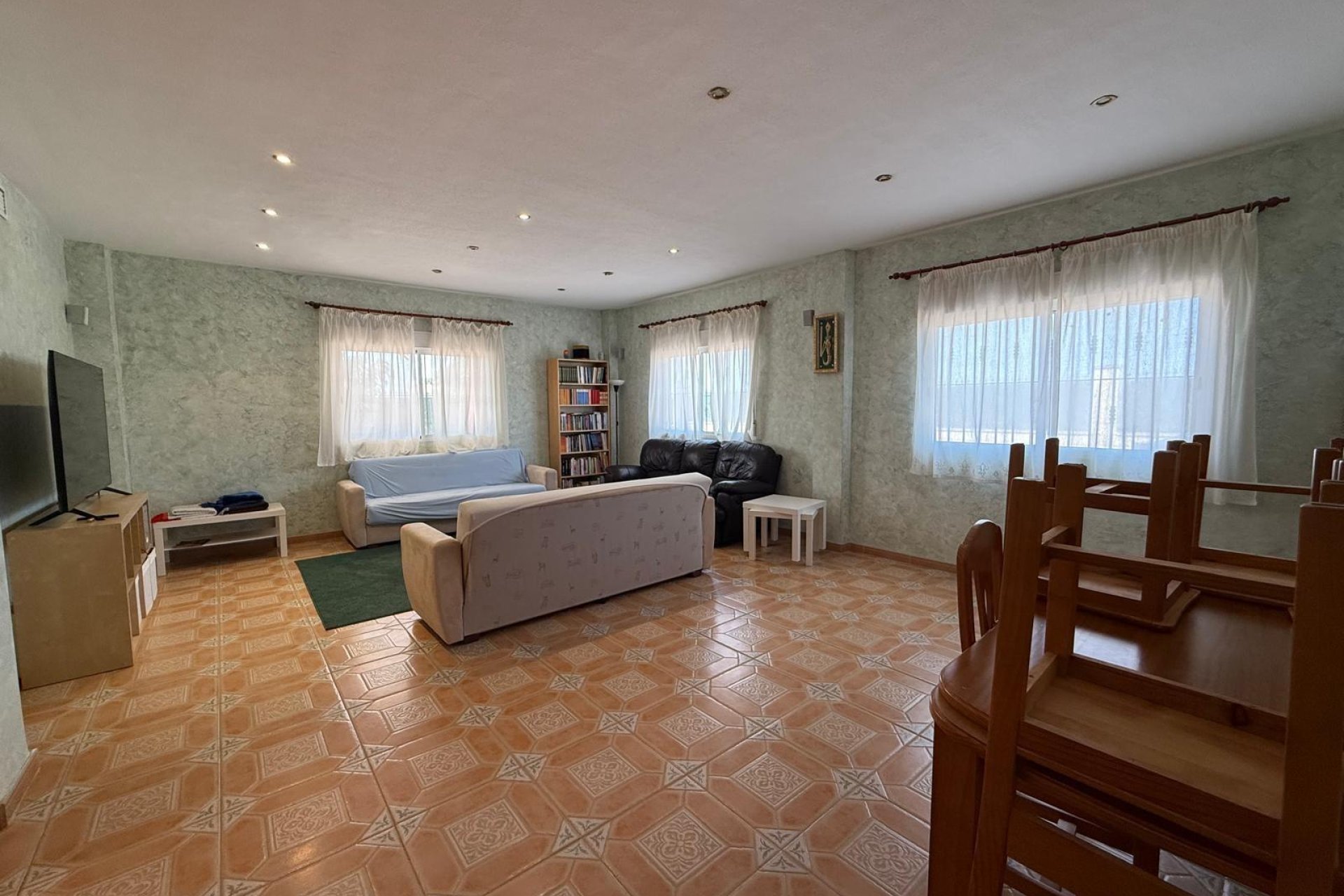 Odsprzedaż - Szalet - Albatera