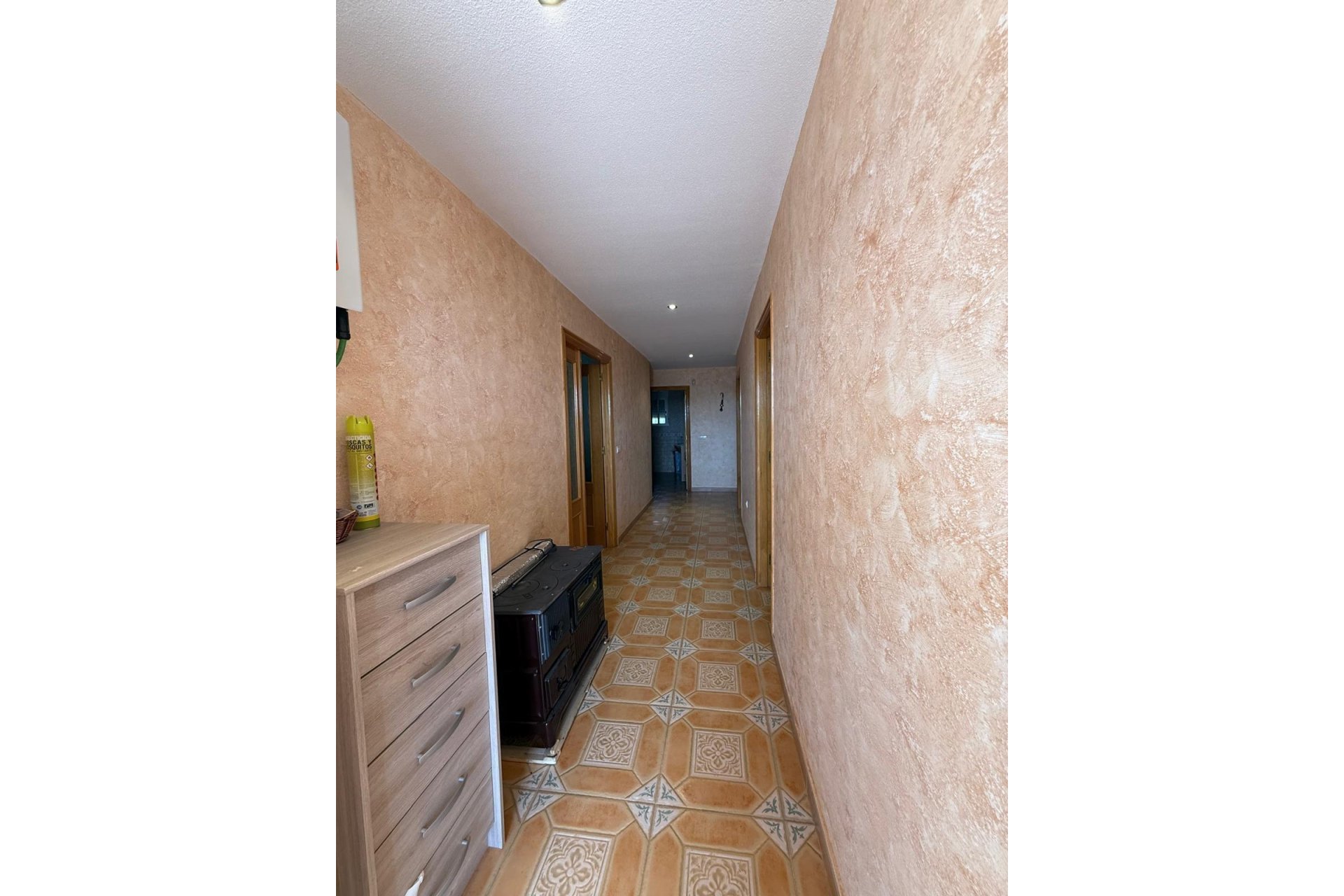 Odsprzedaż - Szalet - Albatera